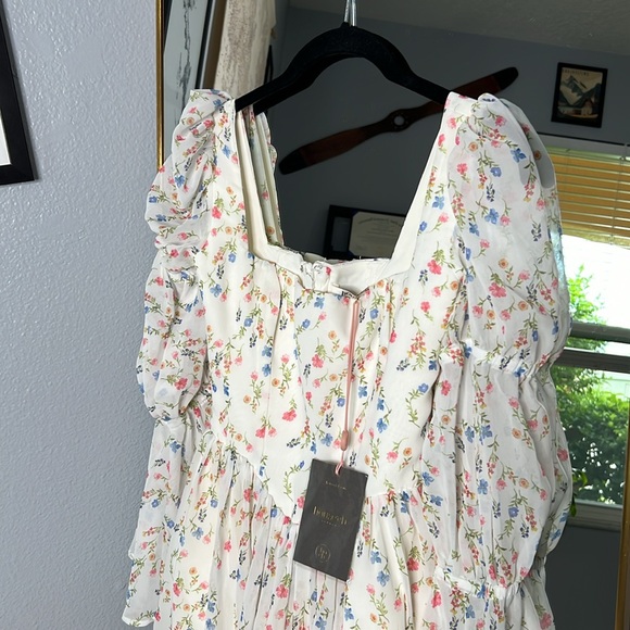 HOUSE OF CB Sancia White Posy Print Puff Sleeve Mini Dress NWOT - Picture 7 of 8